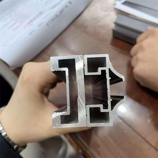 Fornitori di estrusione sottile lucidata in acciaio inossidabile 201/304/316L a basso costo per materiali da costruzione